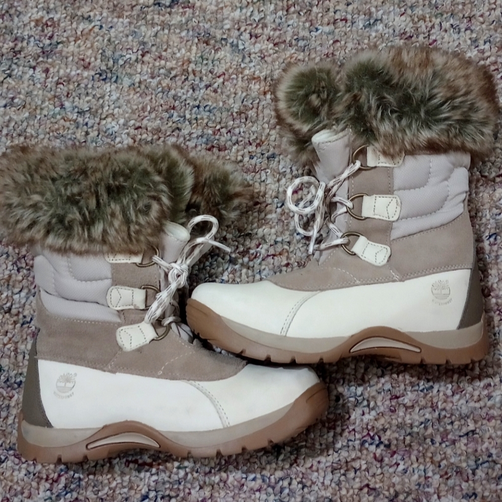 Little girls Timberland boots